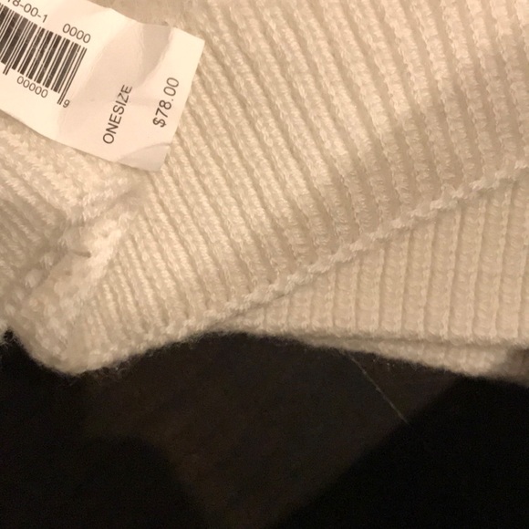 🆕 Banana Republic Scarf - Picture 5 of 5